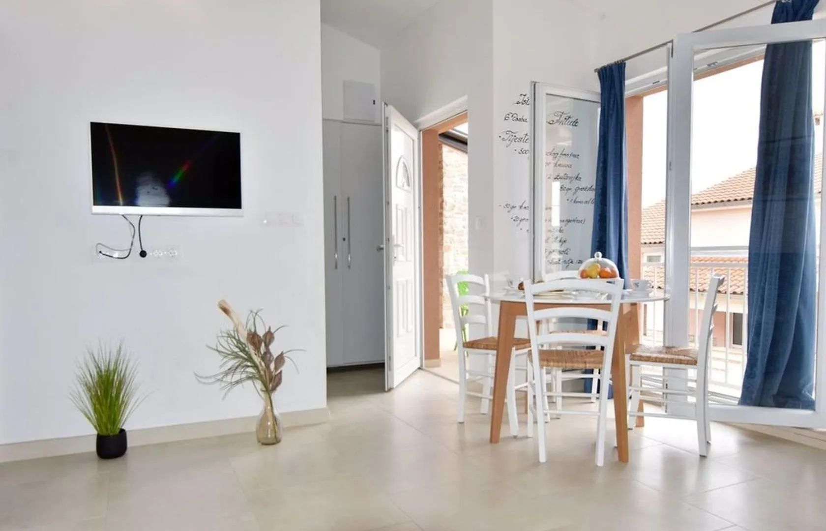 Family Friendly Apartments With A Swimming Pool Tar, Porec - 22756 Tar-Vabriga 0*,  クロアチア