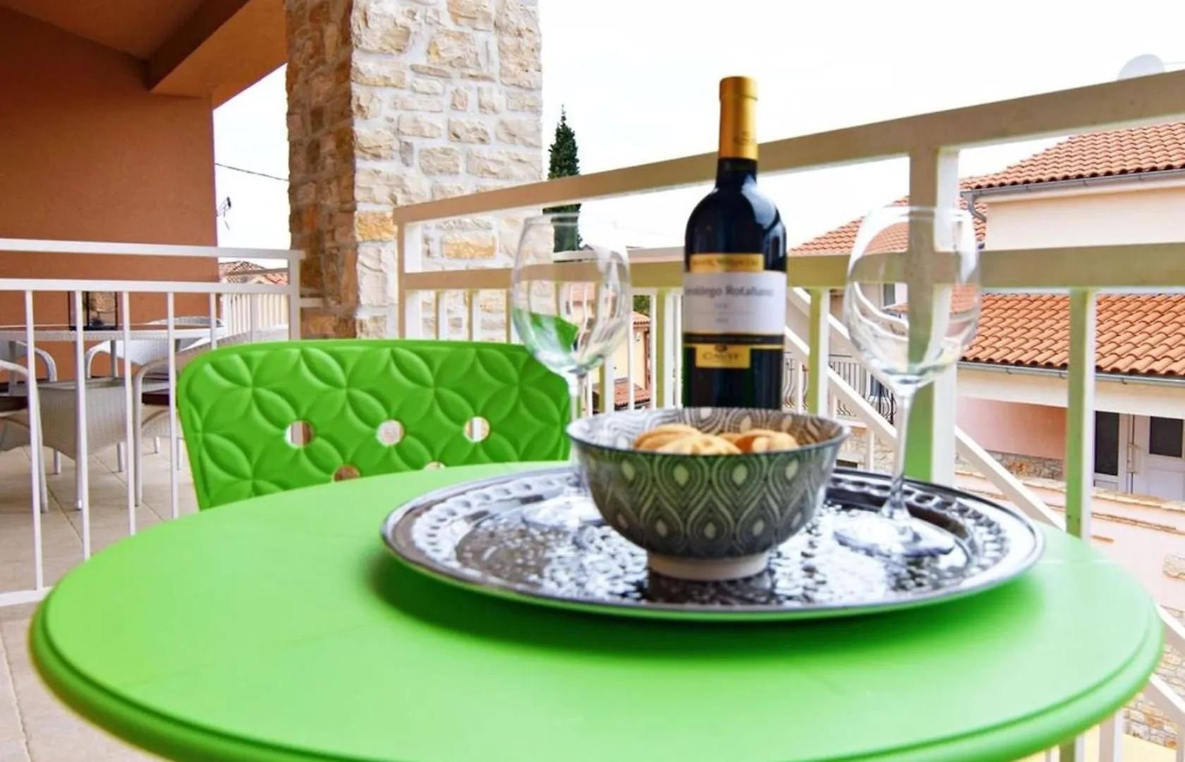 Family Friendly Apartments With A Swimming Pool Tar, Porec - 22756 Tar-Vabriga クロアチア