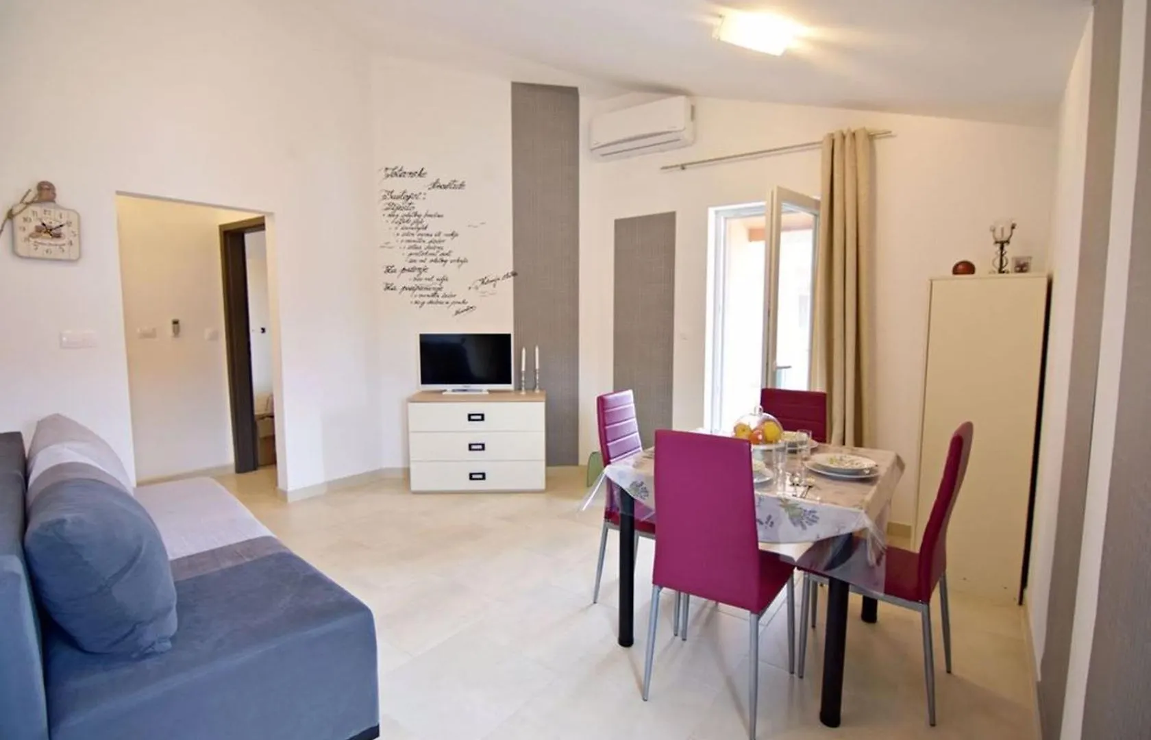 Family Friendly Apartments With A Swimming Pool Tar, Porec - 22756 Tar-Vabriga クロアチア