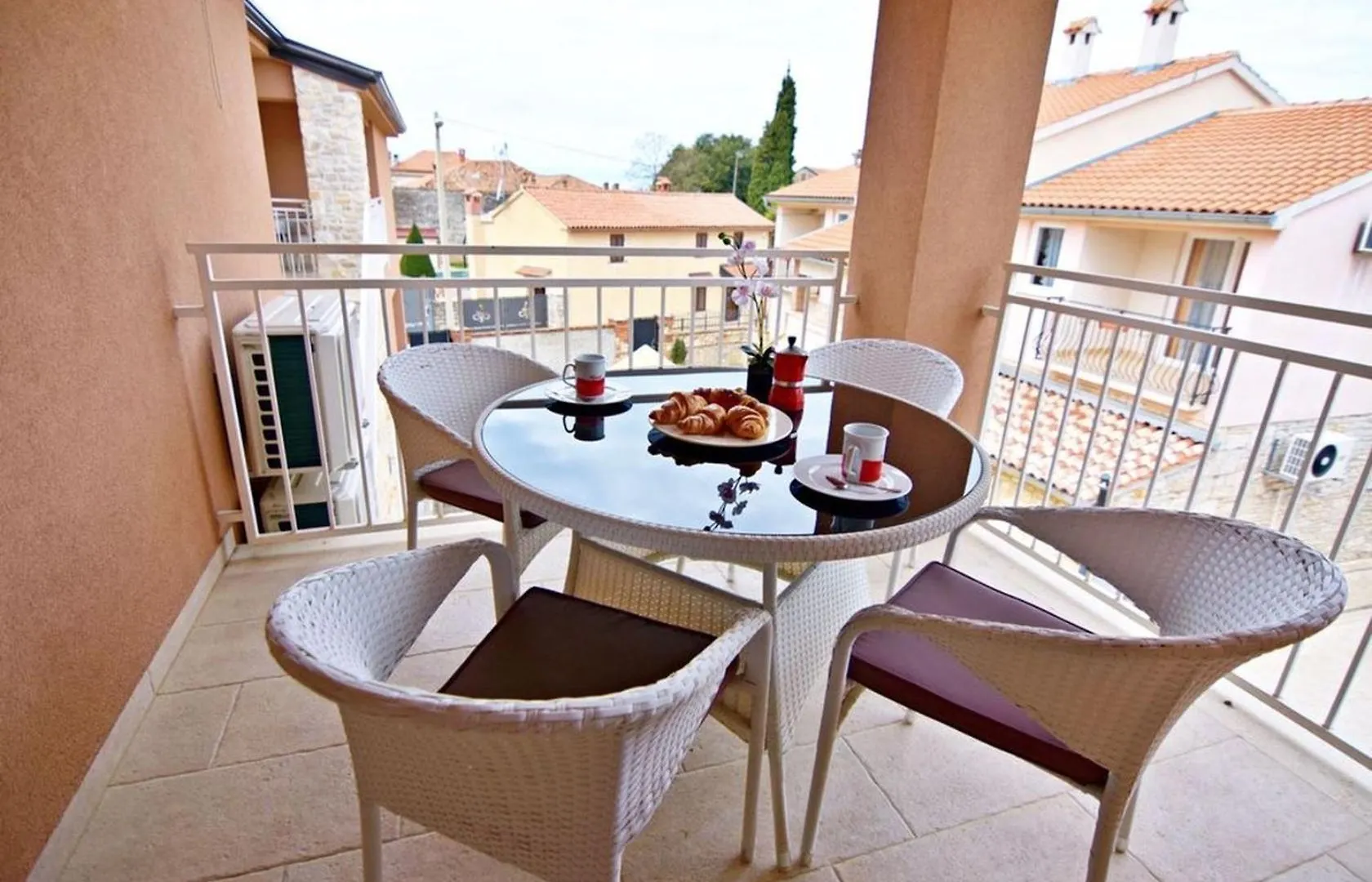 Family Friendly Apartments With A Swimming Pool Tar, Porec - 22756 Tar-Vabriga